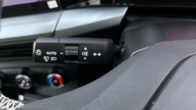 Vauxhall Frontera 1.2 Hybrid Design 5dr e-DCT6 Petrol Estate